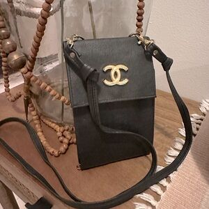 Designer Style CC Crossbody Wallet